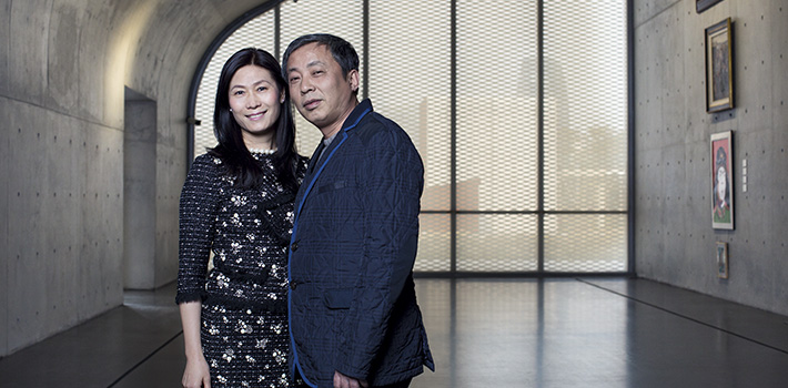 ワン・ウェイ（Wang Wei｜王偉）とその妻、リウ・イーキアン（Liu Yiqian｜劉宜謙）夫婦
